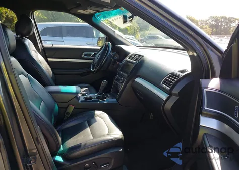 2016 Ford Explorer Xlt z USA, uszkodzony, nr VIN 1FM5K8DH8GGD08707